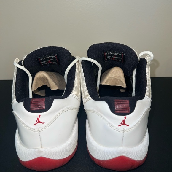 2012 Air Jordan 11 Retro Low ‘Cherry Bottom’ - Picture 2 of 8